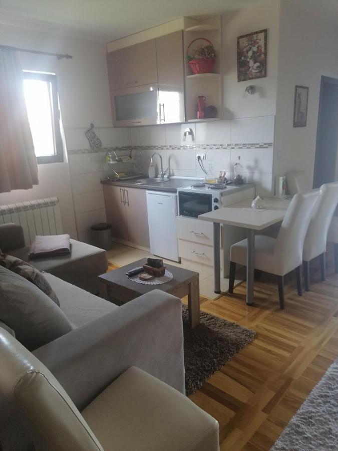 Apartmani Tarsko Sunce Калудерске Баре Екстериор снимка